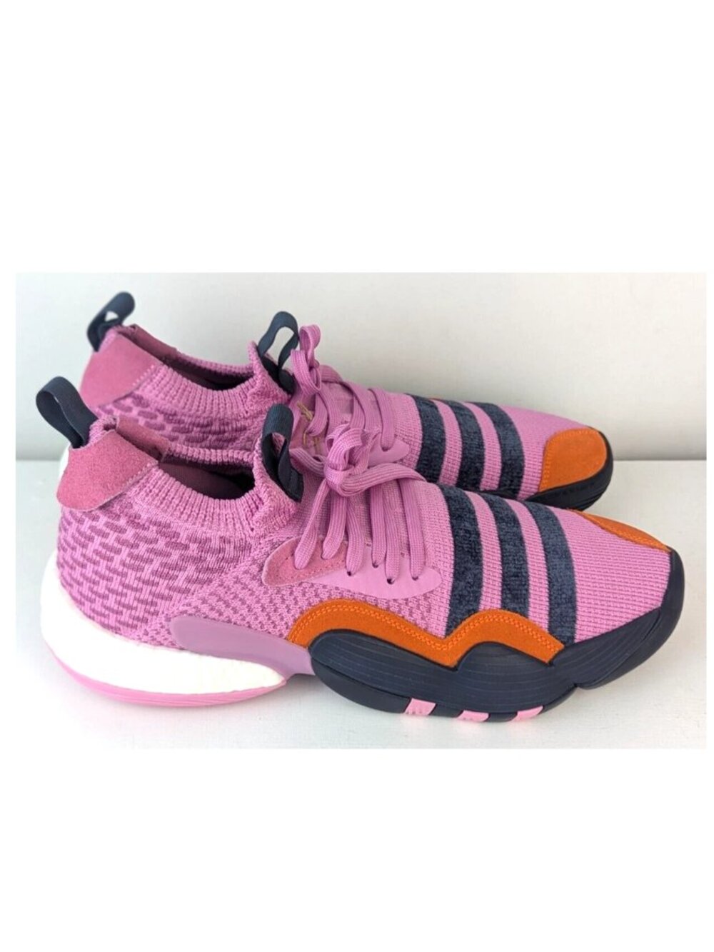 Men's 11, Women's 12 - Adidas TraeYoung 2 'Statosphere' HO6483 Sneaker